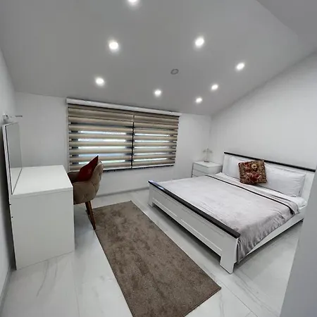 Mensur Luxury